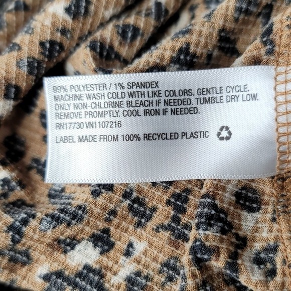 Ava & Viv Animal Print Blouse - Picture 9 of 9